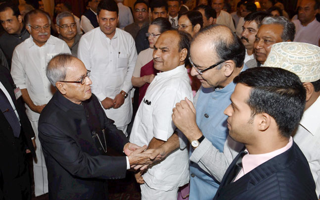 pranabmukherjeehostsiftarreceptionatrashtrapatibhavan